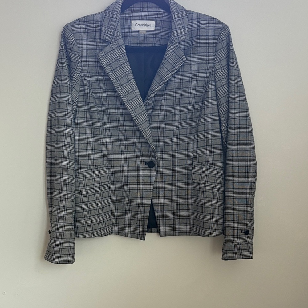 Calvin Klein Women's Gray Plaid Single-Button Blazer with Notch Lapel